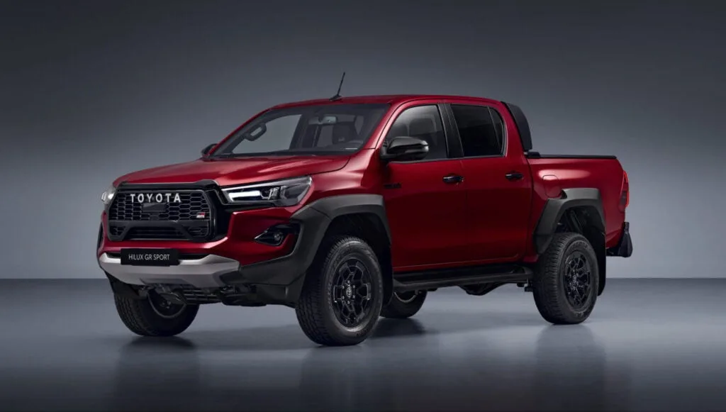 Hilux GR Sport II Revealed 4 Hilux GR Sport II Front Side