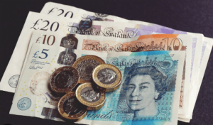 Read more about the article UK Announces Landmark 9.8% Increase to Minimum Wage