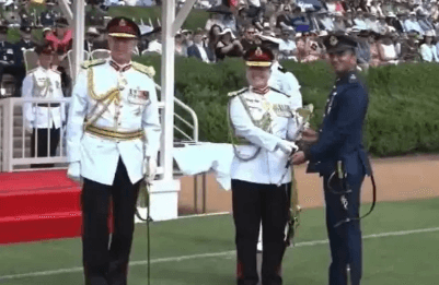 You are currently viewing Pakistani Cadet Muhammad Talha won ADFA International Trainee Sword of Honour